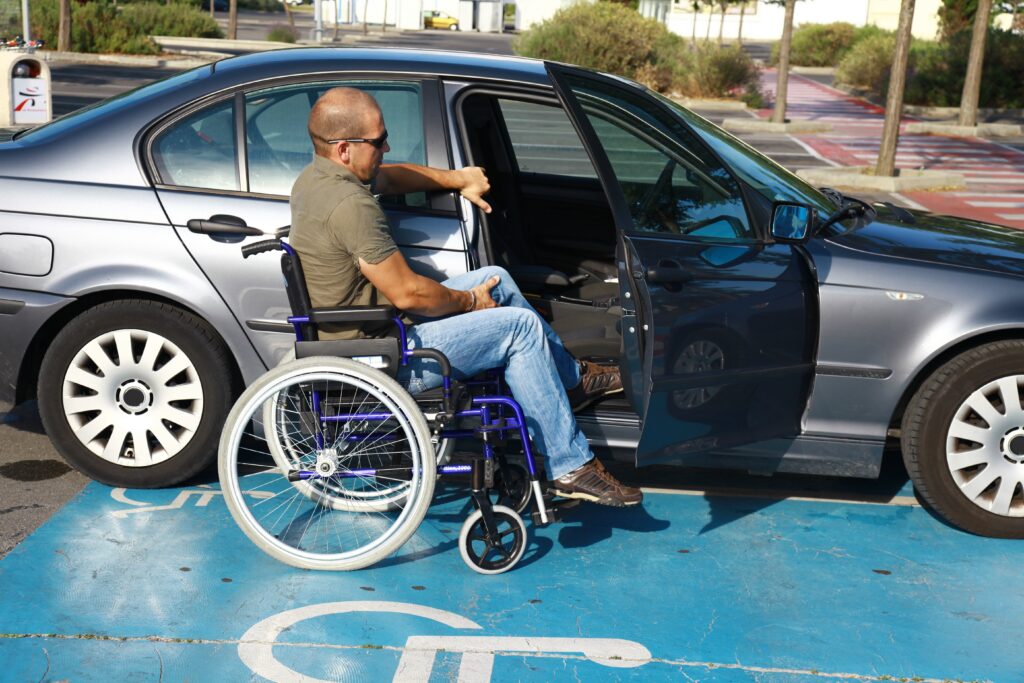 Conduite en fauteuil roulant : quels outils pour apprendre en sécurité ?